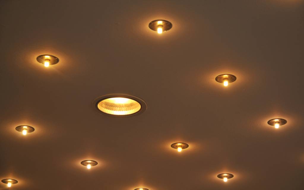 plafonnier luminaire éclairage intérieur